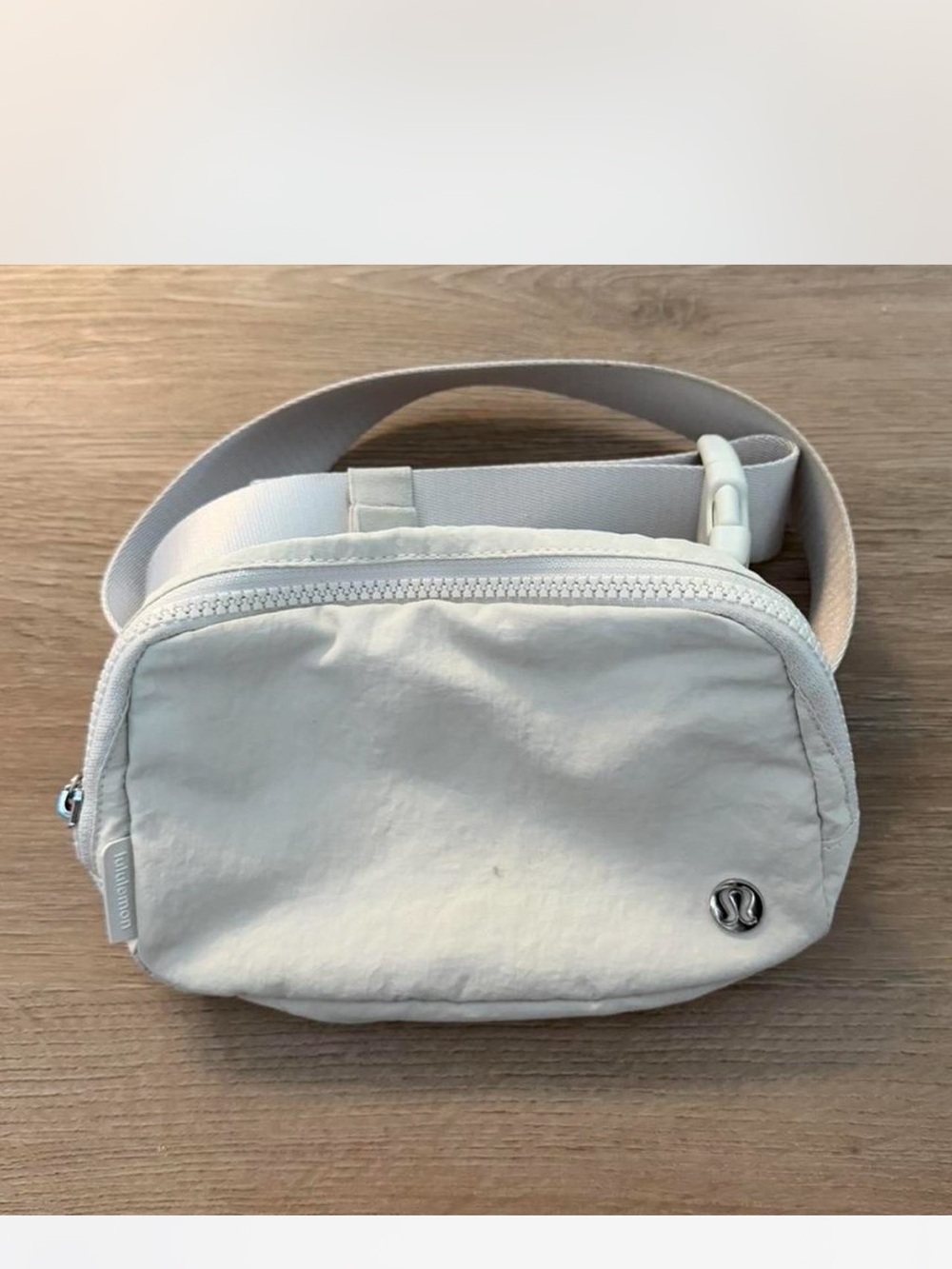 lululemon athletica Small White Men's Belt Bag